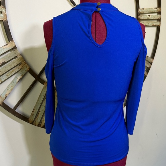 Moa Moa Blue Top - Picture 5 of 9